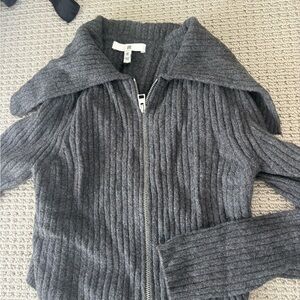 New with Tags Banana Republic Women's cropped zip up Sweater